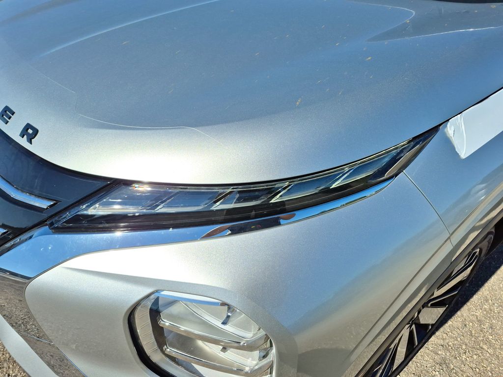 2026 Mitsubishi Outlander SE - 9