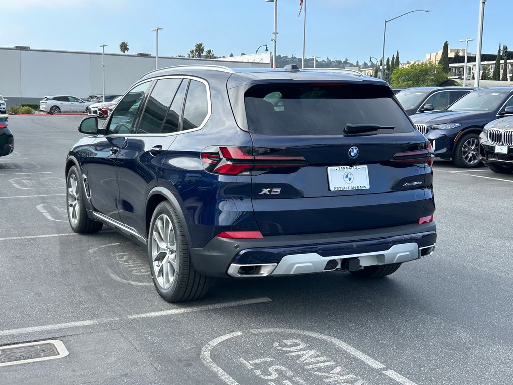 2026 BMW X5 xDrive50e 3