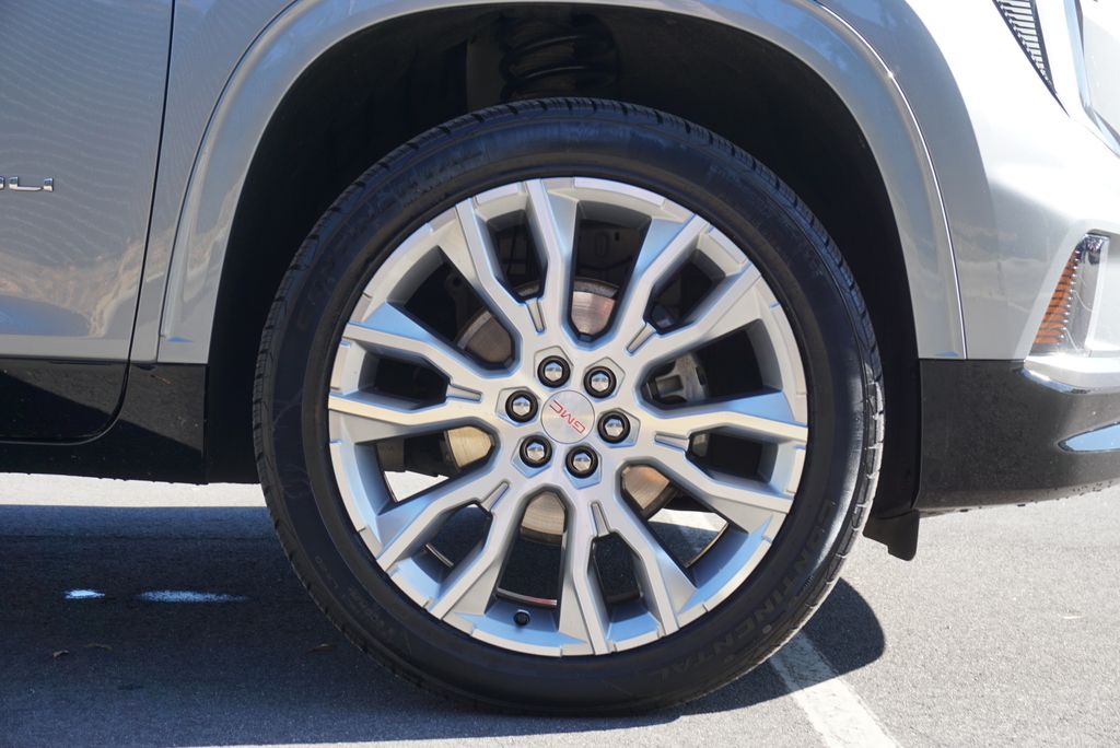 Thumbnail: 2024 GMC Acadia - 18