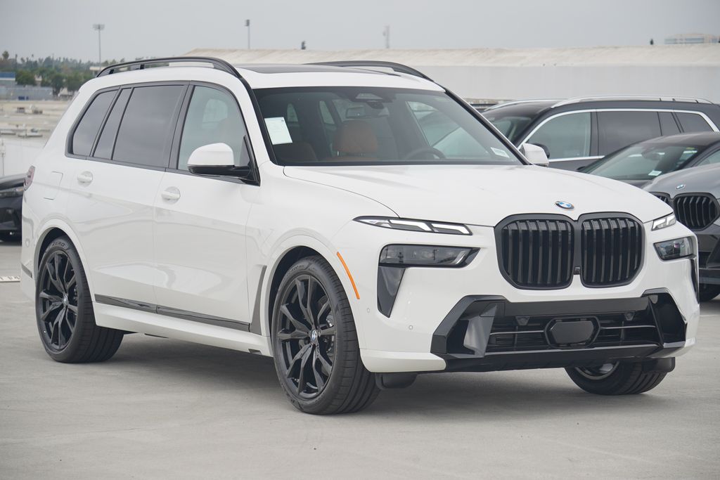 Thumbnail: 2026 BMW X7 - 3