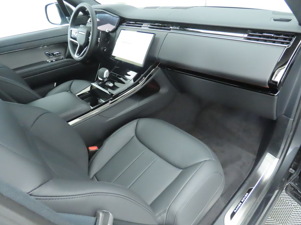 Thumbnail: 2025 Land Rover Range Rover Sport - 19