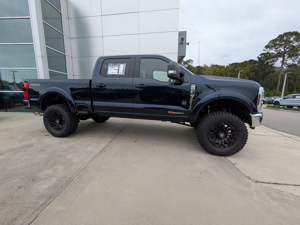 2025 Ford F-250 Black Widow