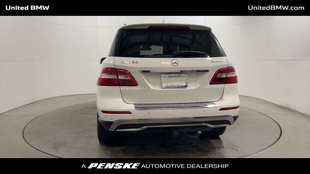Thumbnail: 2015 Mercedes-Benz M-Class - 7