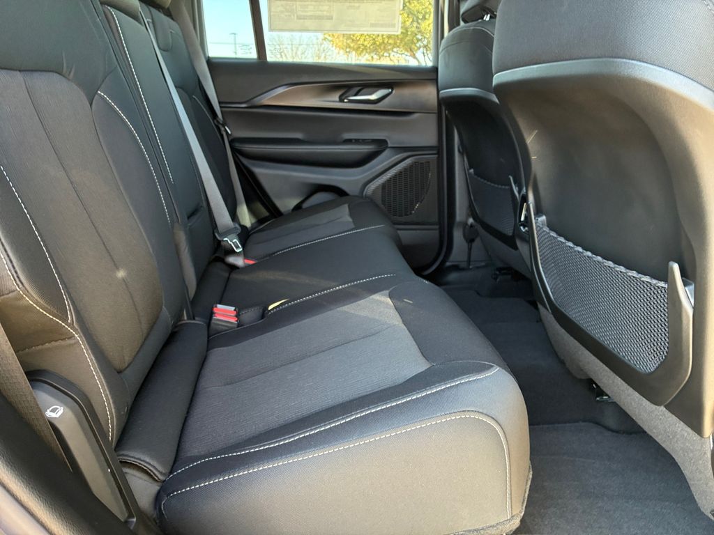 New Car 2025 Jeep Grand Cherokee  Laredo X For Sale Under $35,000 In Austin, Texas