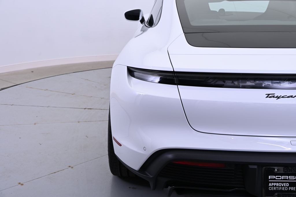 2023 Porsche Taycan GTS 13