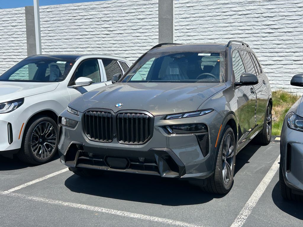 Thumbnail: 2026 BMW X7 - 2