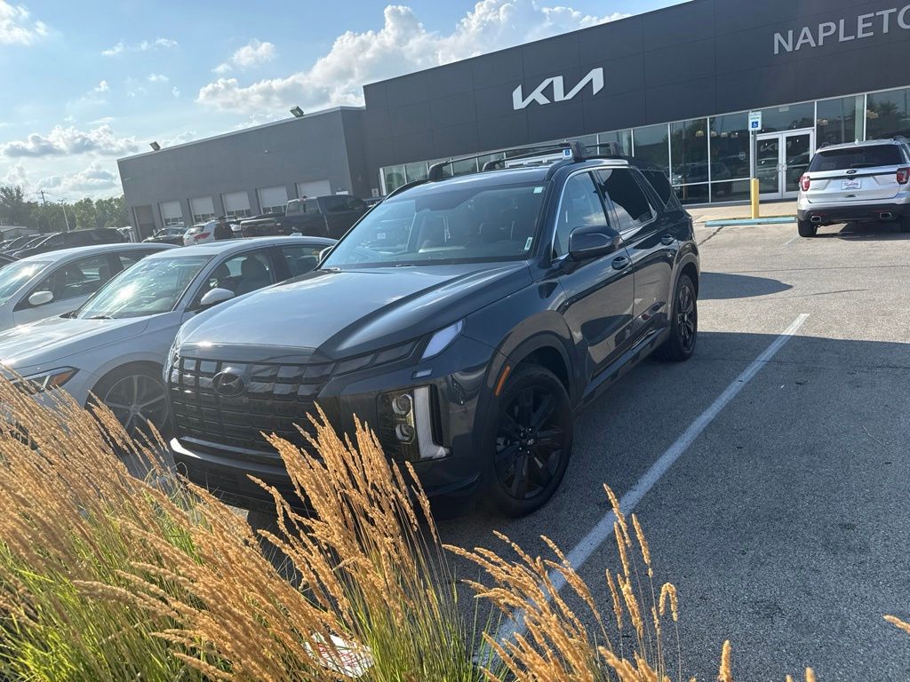 Gray (Steel Graphite) 2024 Hyundai Palisade SUV / Crossover All-Wheel Drive 8-Speed Automatic