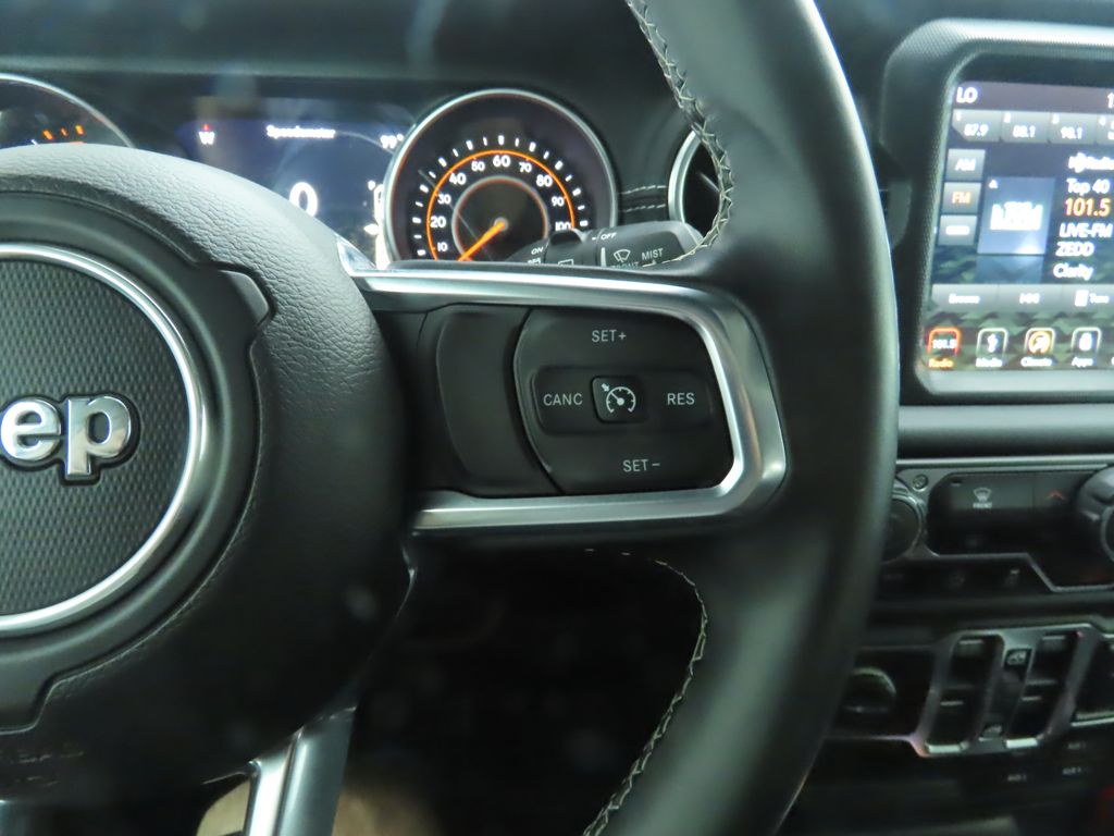 Thumbnail: 2018 Jeep Wrangler - 12