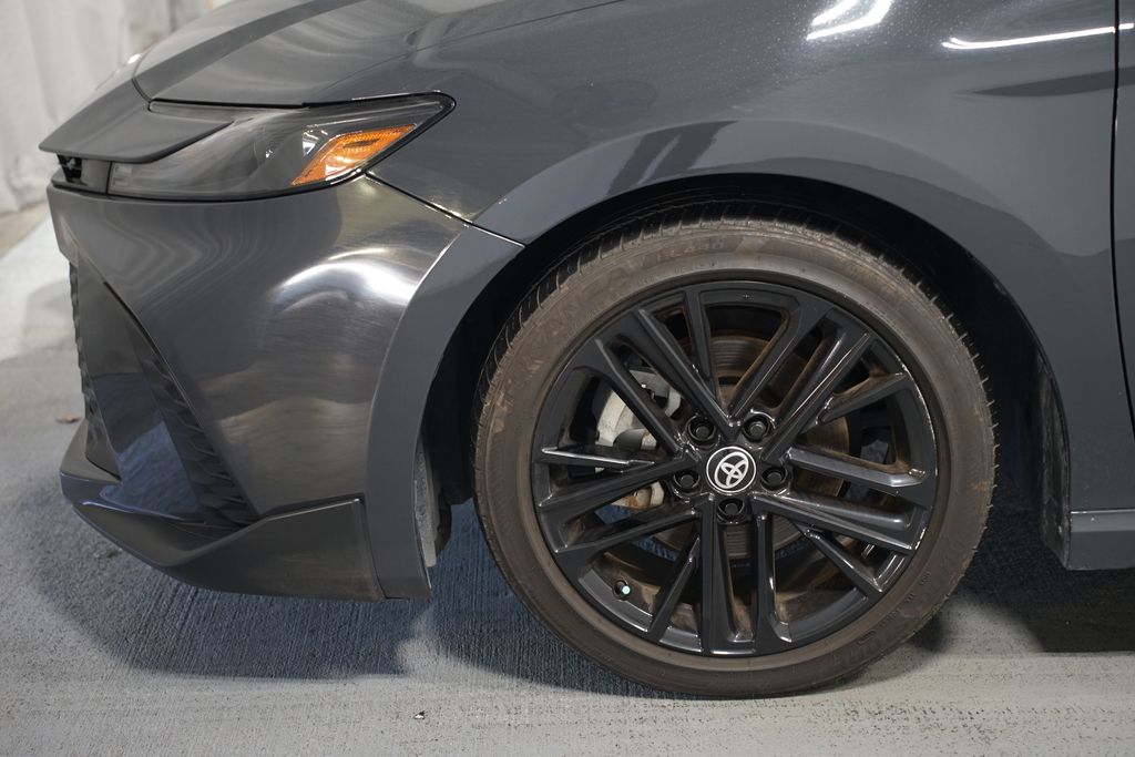 Thumbnail: 2025 Toyota Camry - 5