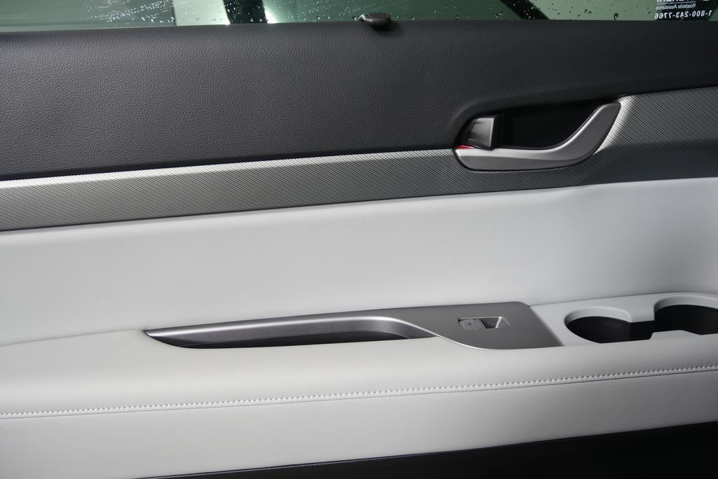 Thumbnail: 2025 Hyundai Palisade - 13