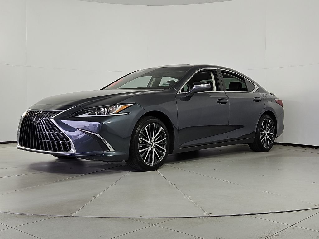 Thumbnail: 2025 Lexus ES - 2