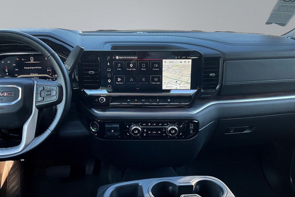 2025 GMC Sierra 1500 SLT - 9