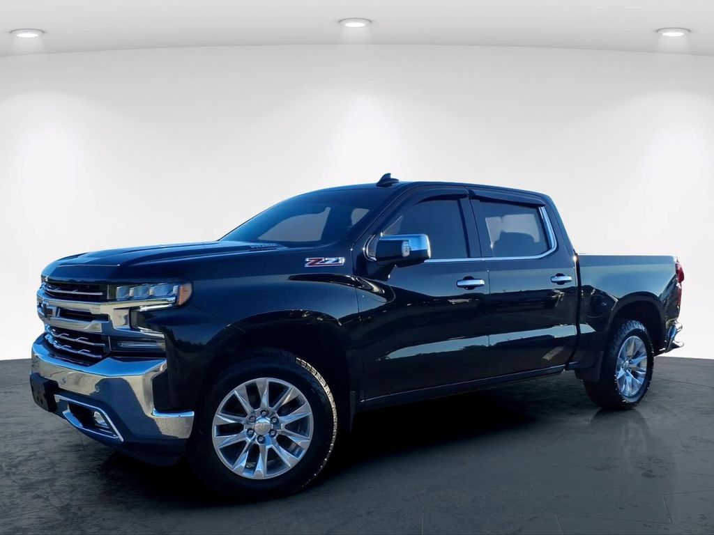 Mosaic Black Metallic 2022 Chevrolet Silverado 1500 Pickup Truck Four-Wheel Drive Automatic