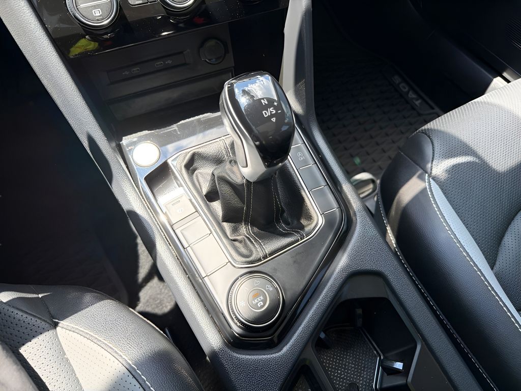 Used 2022 Volkswagen Taos SUV