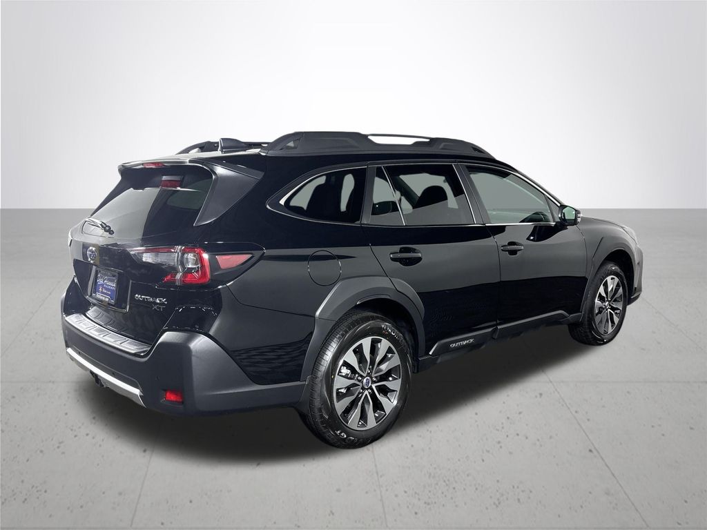 2025 Subaru Outback Limited XT