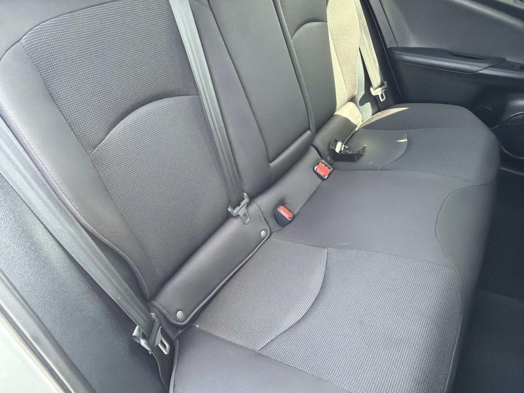 Used 2019 Toyota Prius L 5D Hatchback