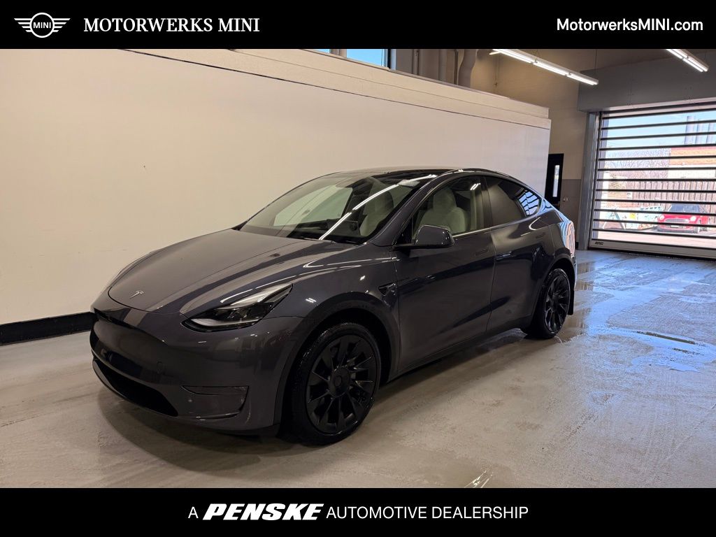 Thumbnail: 2023 Tesla Model Y - 1