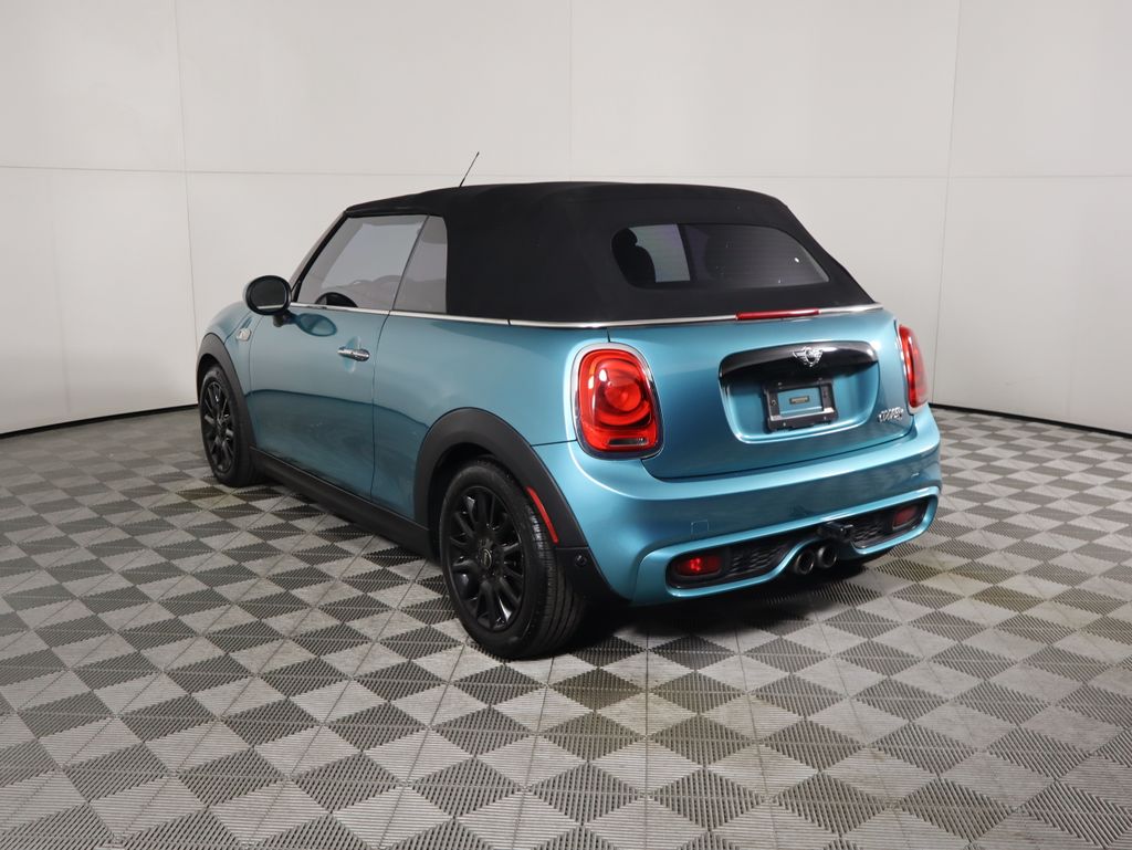 Thumbnail: 2018 MINI Cooper - 15
