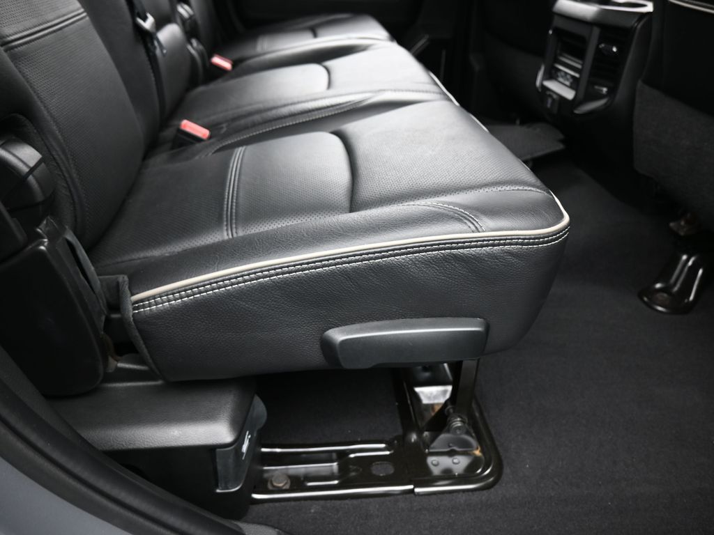 Used 2024 Billet Silver Metallic Clearcoat Ram Limited image 39