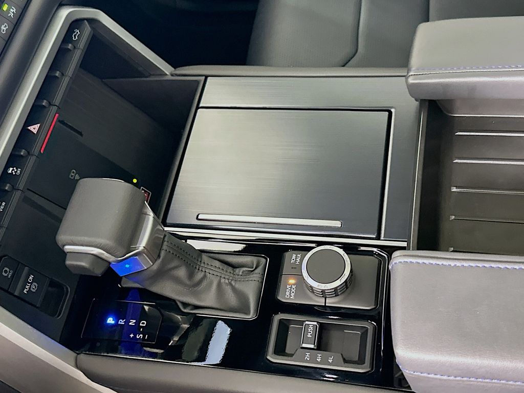 Thumbnail: 2025 Toyota Tundra - 17