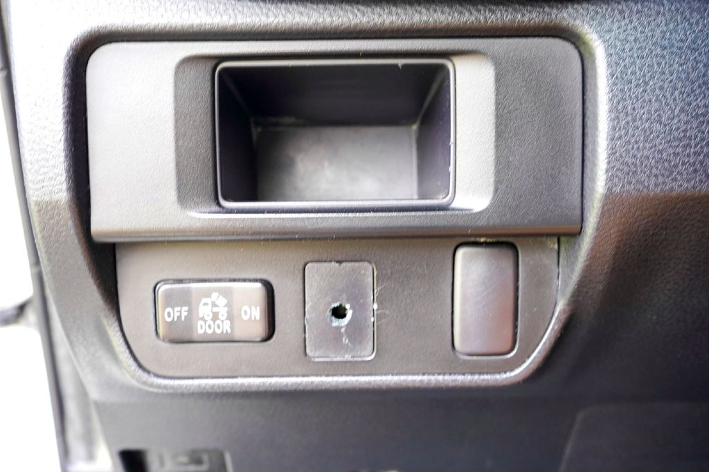 Used Car 2016 Toyota Tacoma  Sr5 For Sale Under $25,000 In Taylor, Texas