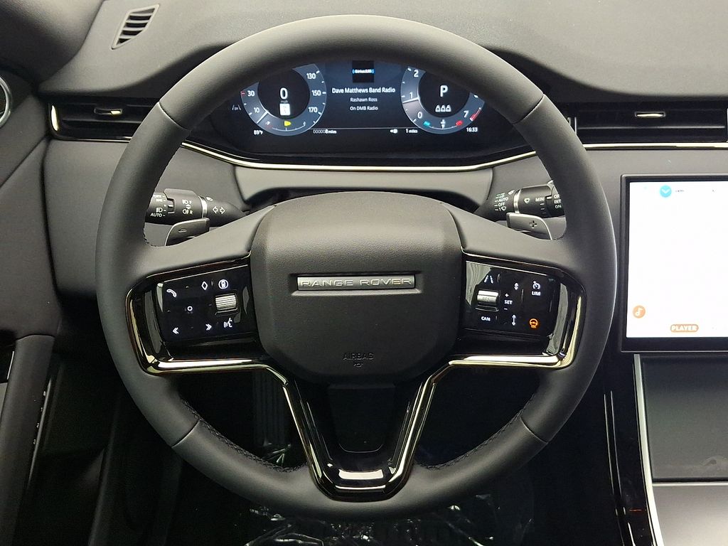 Thumbnail: 2026 Land Rover Range Rover Evoque - 17