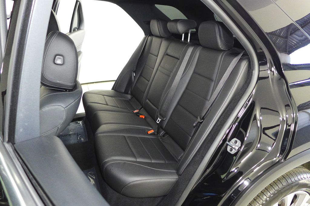 Thumbnail: 2023 Mercedes-Benz GLE - 21