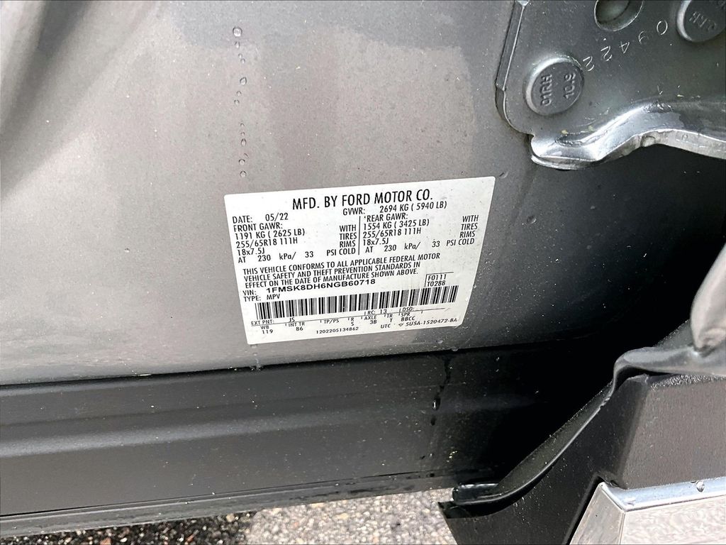 2022 Ford Explorer — photo 37