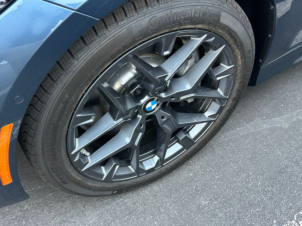 Thumbnail: 2026 BMW 3 Series - 3