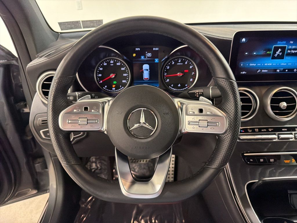 Used 2022  Mercedes-Benz GLC 300 image 14