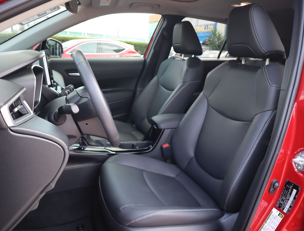 Thumbnail: 2024 Toyota Corolla Cross - 25