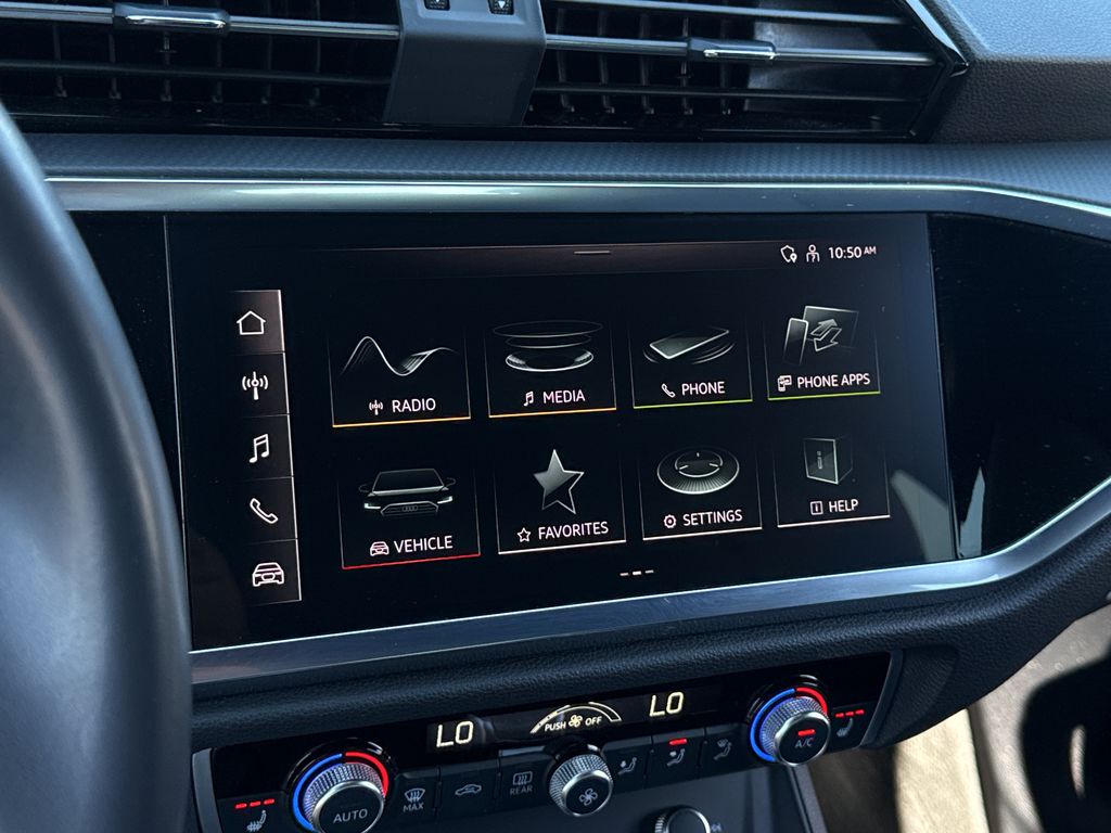 Thumbnail: 2023 Audi Q3 - 26