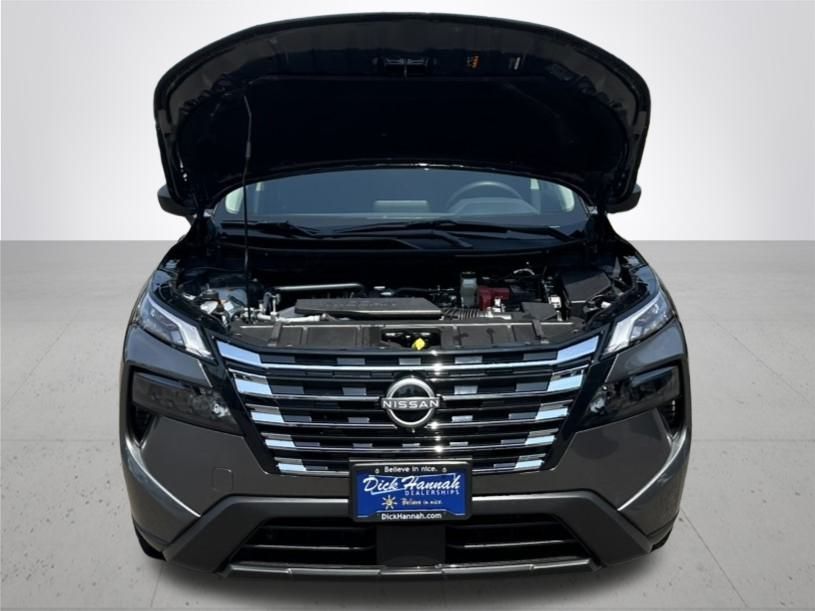 2025 Nissan Rogue S photo 4