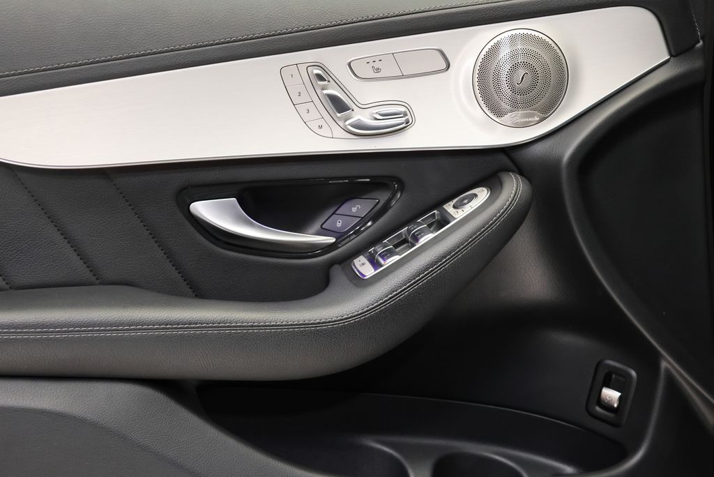 Thumbnail: 2021 Mercedes-Benz GLC - 32