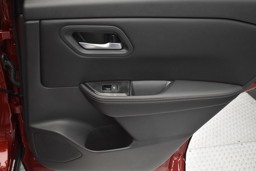 Thumbnail: 2026 Nissan Rogue - 28