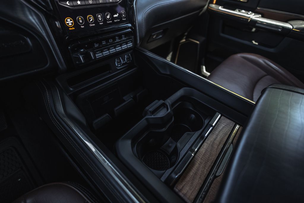 2020 Ram 3500 Laramie Longhorn thumbnail 20