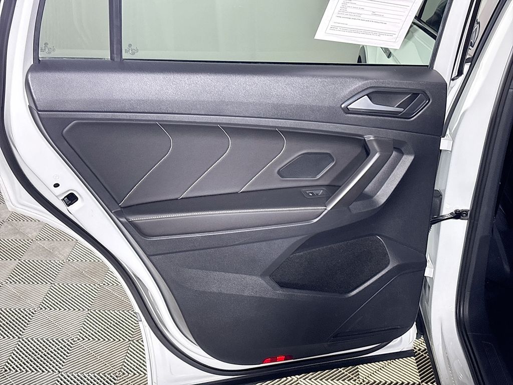 2022 Volkswagen Tiguan 2.0T SEL R-Line