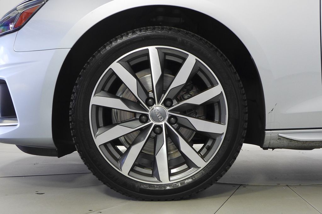 Thumbnail: 2020 Audi A4 - 5