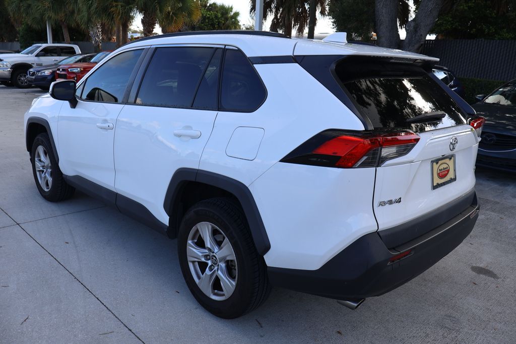 Thumbnail: 2020 Toyota RAV4 - 7