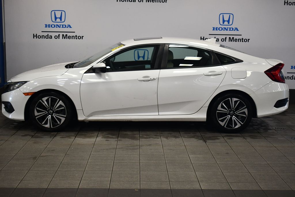 Thumbnail: 2016 Honda Civic - 4