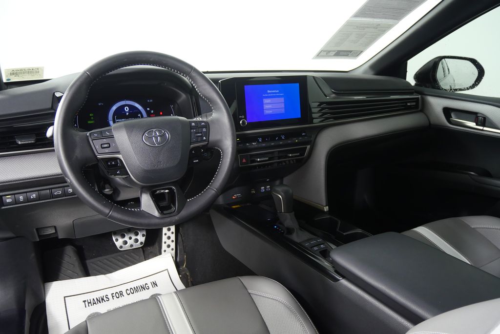 Thumbnail: 2025 Toyota Camry - 18
