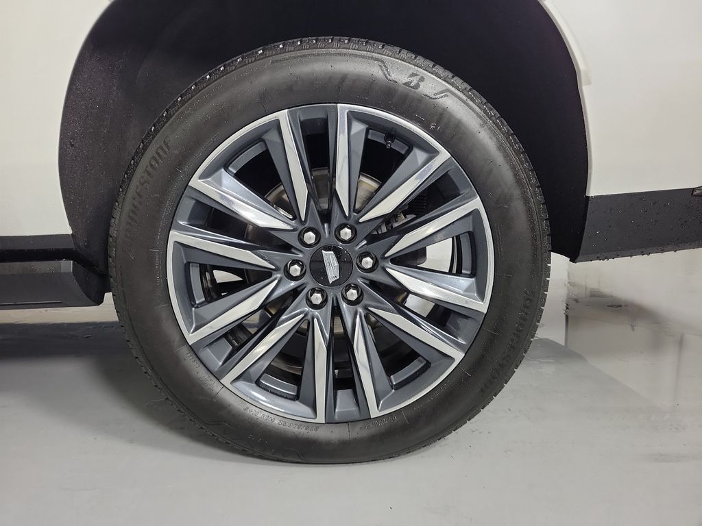 2024 Cadillac Escalade ESV Sport Platinum - 9