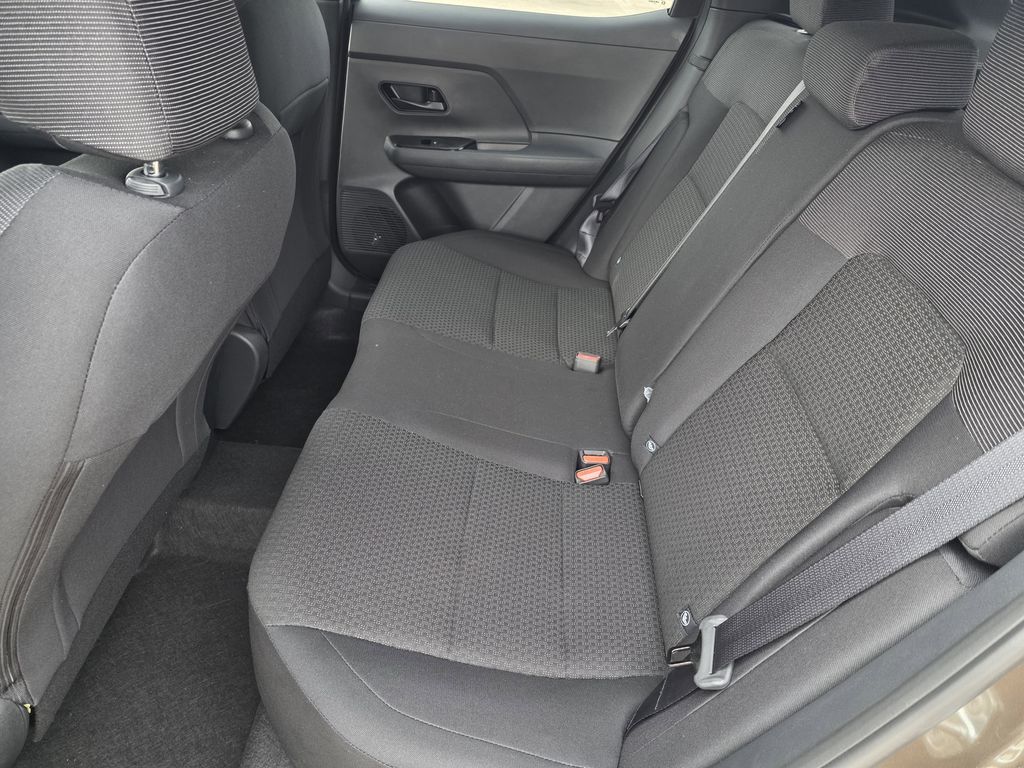 2026 Nissan Kicks S - 8