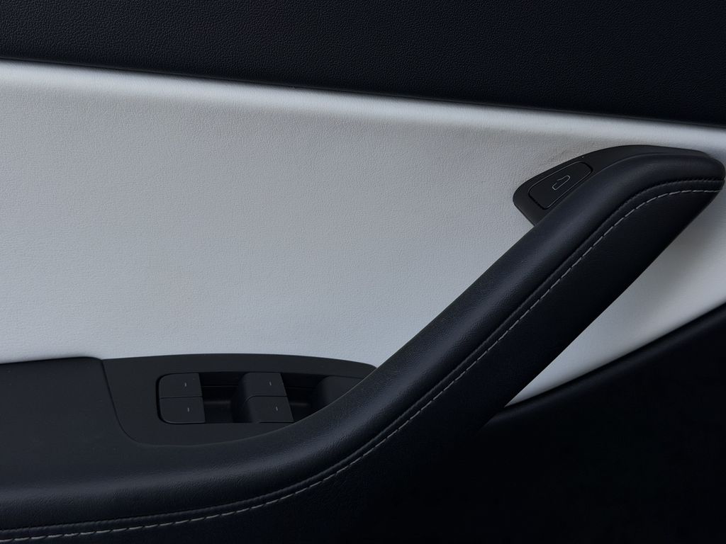Used 2021 Tesla Model Y SUV
