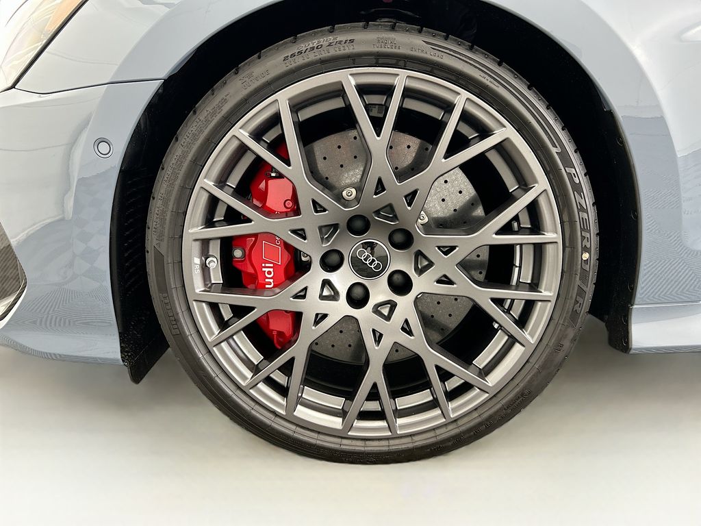Thumbnail: 2025 Audi RS 3 - 28