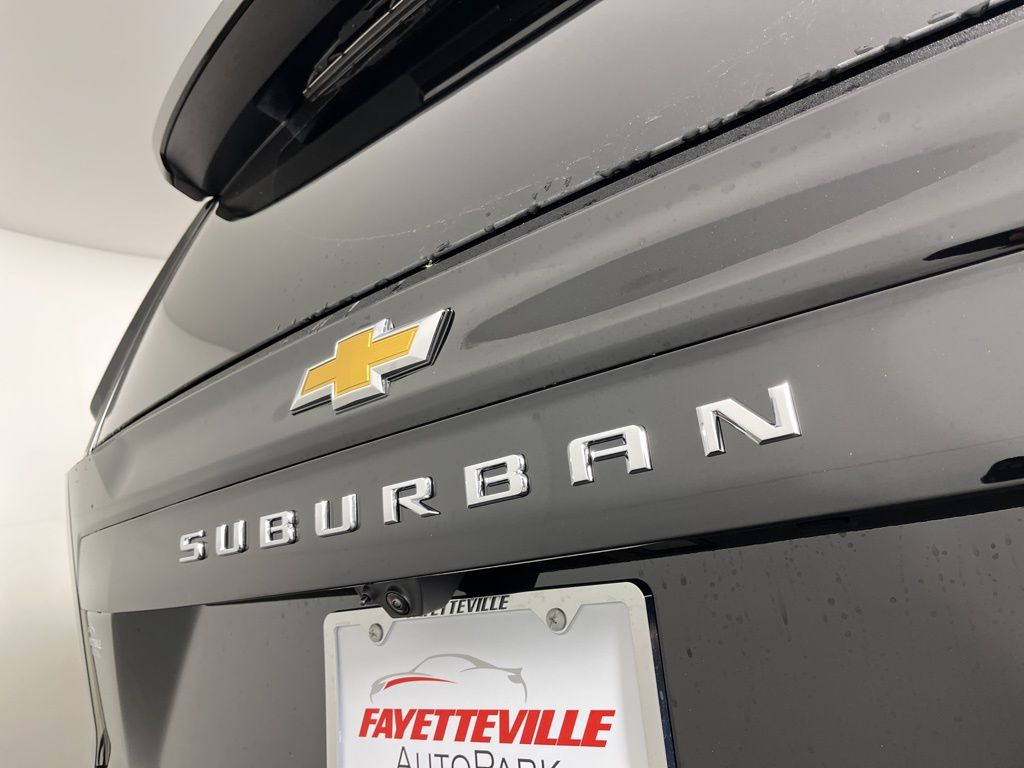 Thumbnail: 2025 Chevrolet Suburban - 20