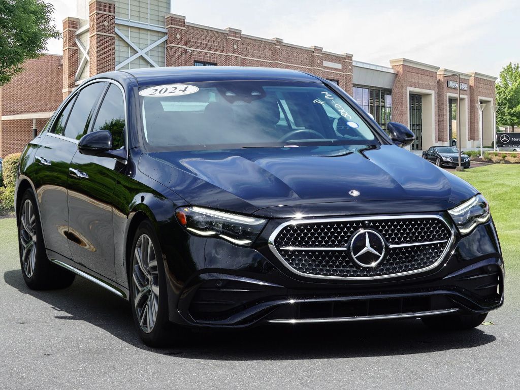 Thumbnail: 2024 Mercedes-Benz E-Class - 3