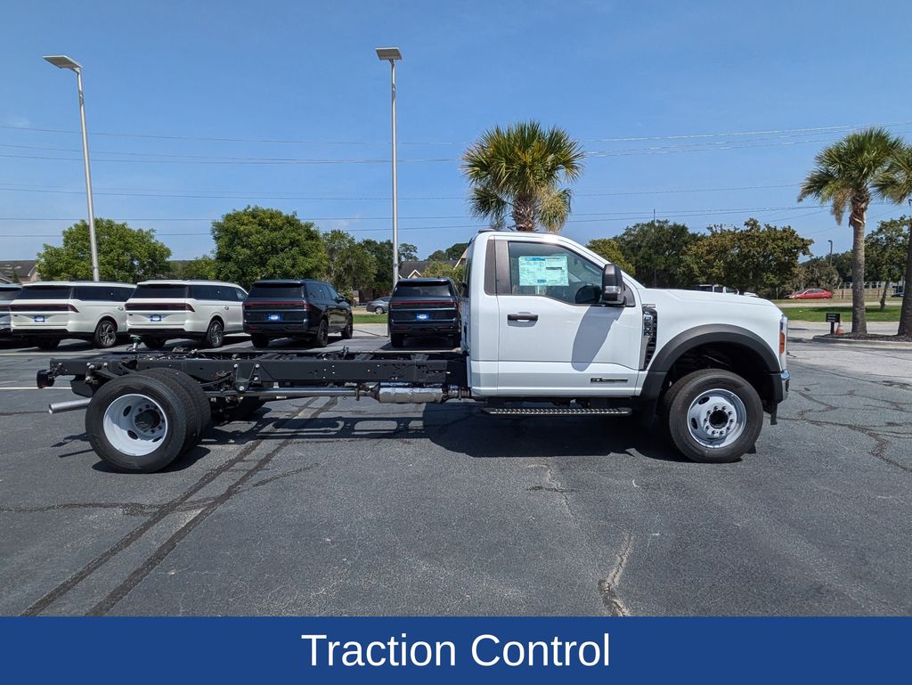 2025 Ford F-600 Chassis XL