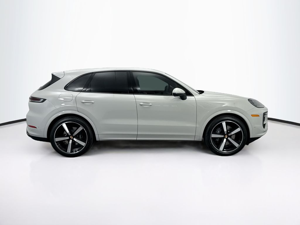 Thumbnail: 2026 Porsche Cayenne - 8