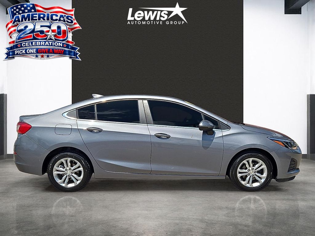Used 2019 Chevrolet Cruze LT For Sale in Farmington, AR